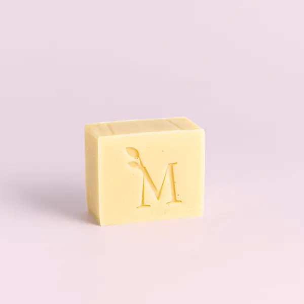 La-savonnerie-de-Marcel-Savonnerie-artisanale-Savons-saponifies-a-froid-bio-Délicânesse-Lait-d’-ânesse-Immortelle La-savonnerie-de-Marcel-Savonnerie-artisanale-Savons-saponifies-a-froid-bio-Délicânesse-Lait-d’-ânesse-Immortelle