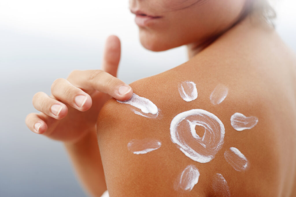 soin de la peau naturel, crème solaire naturelle, bronzer naturellement, protéger sa peau du soleil naturellement, crème solaire naturelle, comprendre les crèmes solaires